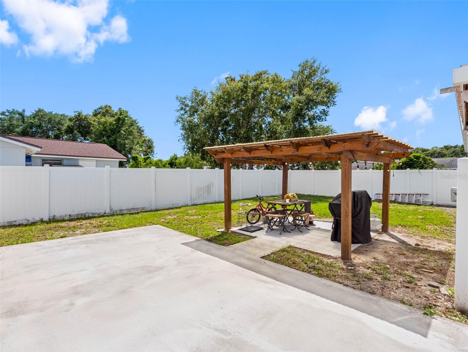 Image 36 of 37 For 8332 Garrison Circle