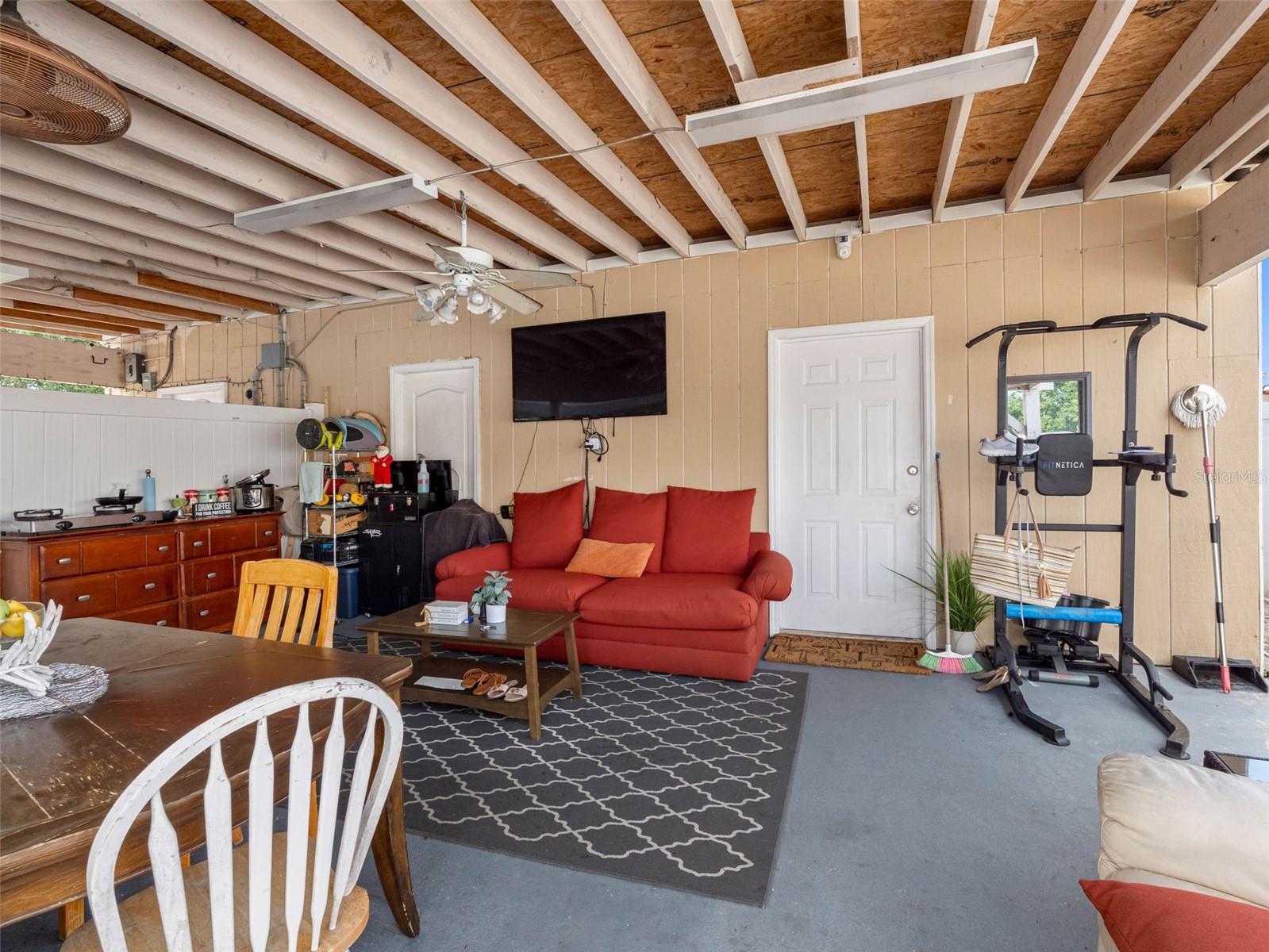 Image 7 of 37 For 8332 Garrison Circle