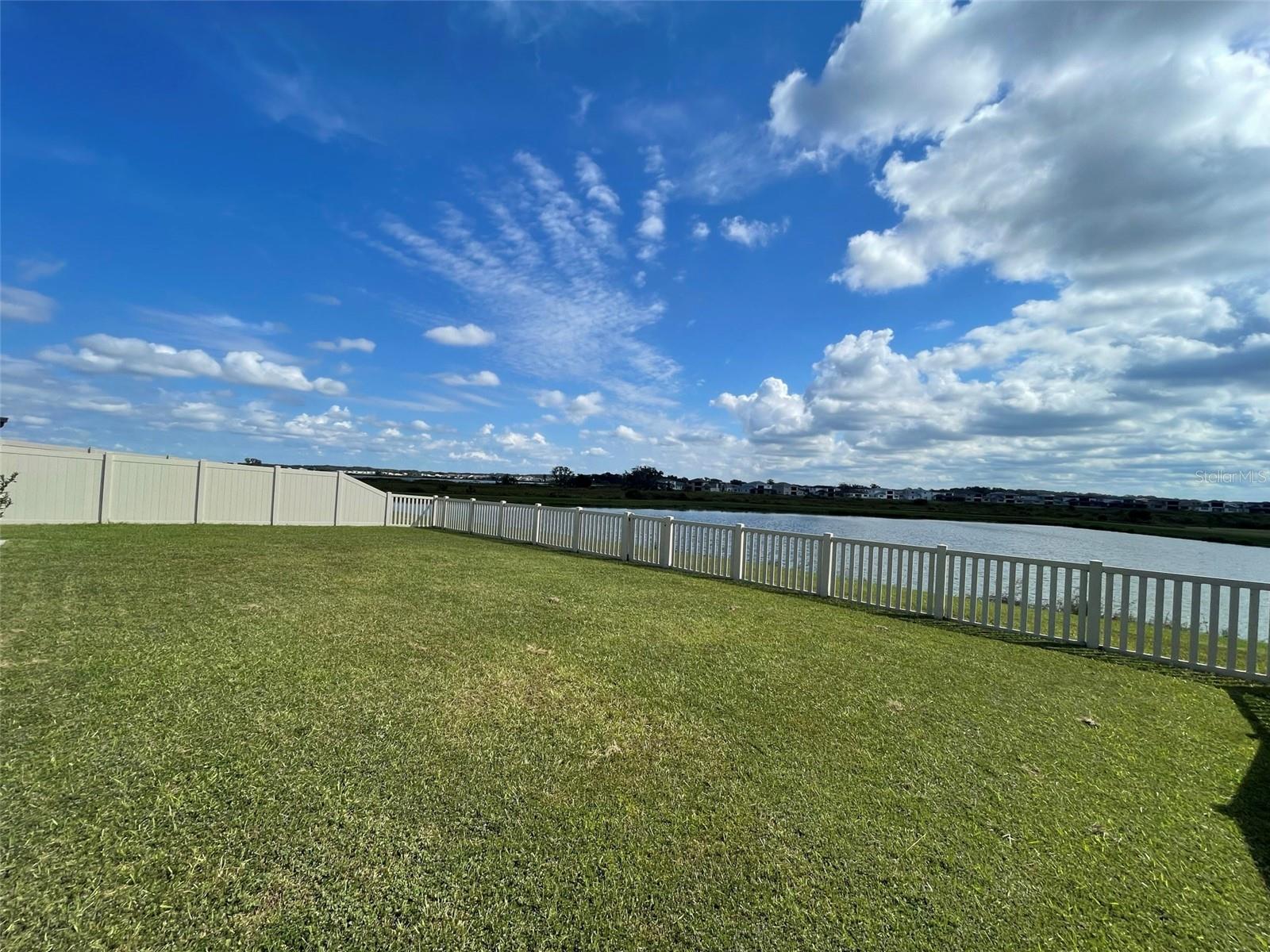 Image 4 of 23 For 31875 Sun Kettle Loop