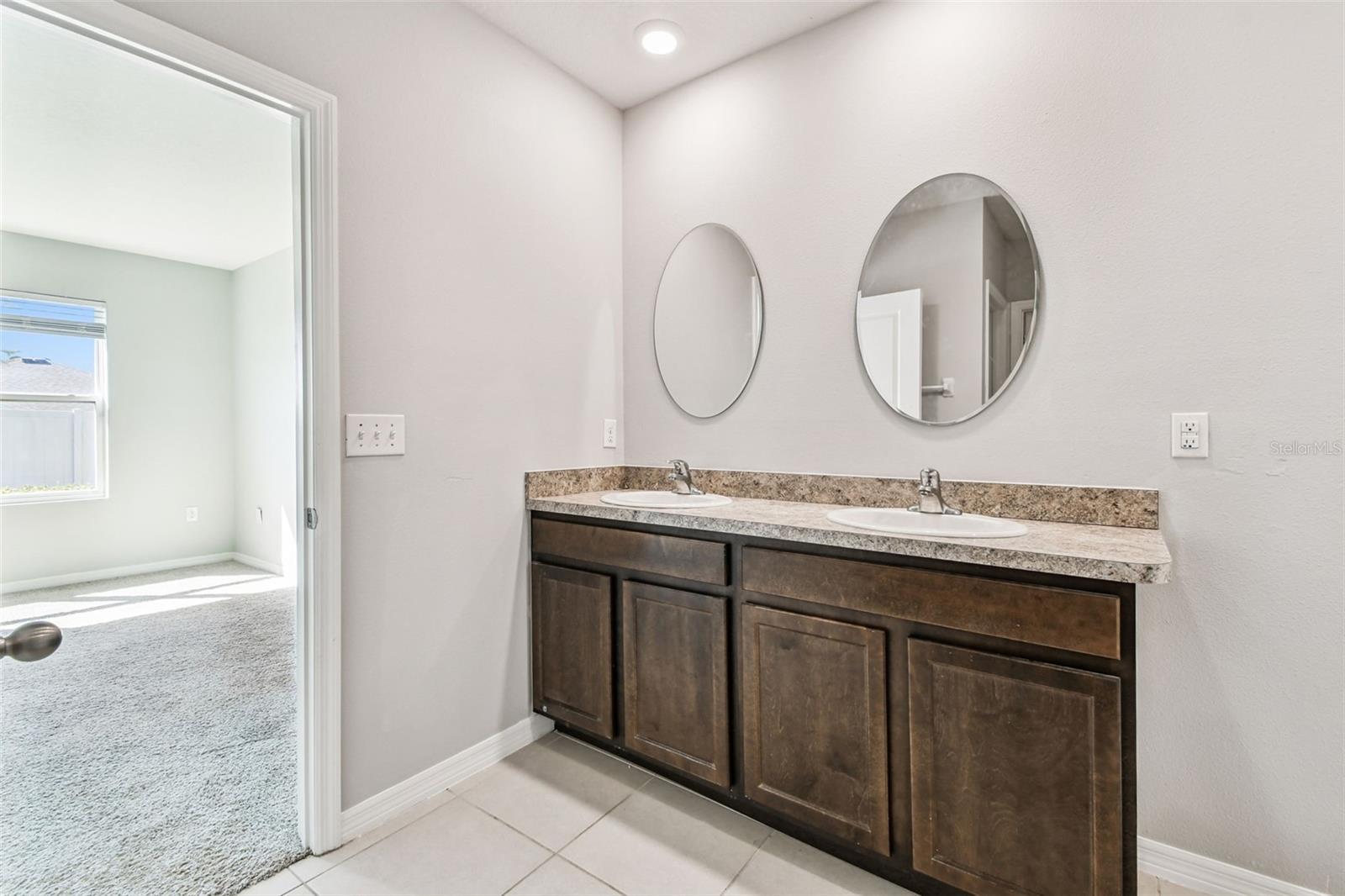 Image 33 of 59 For 10840 Tally Fawn Loop