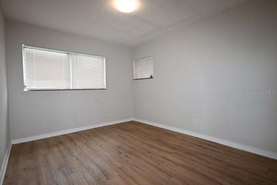 Image 16 of 25 For 37017 Meridian Avenue