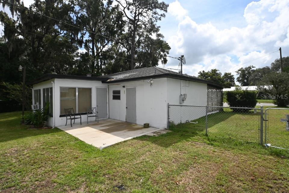 Image 6 of 25 For 37017 Meridian Avenue