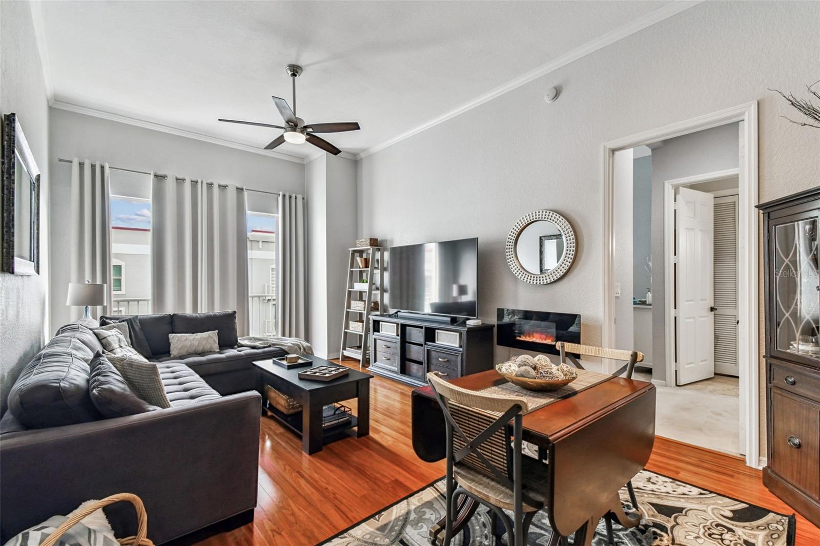 Image 3 of 45 For 700 Harbour Island Boulevard 822