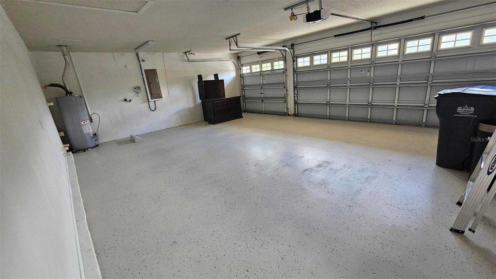 Listing photo id 29 for 16102 Colchester Palms Drive