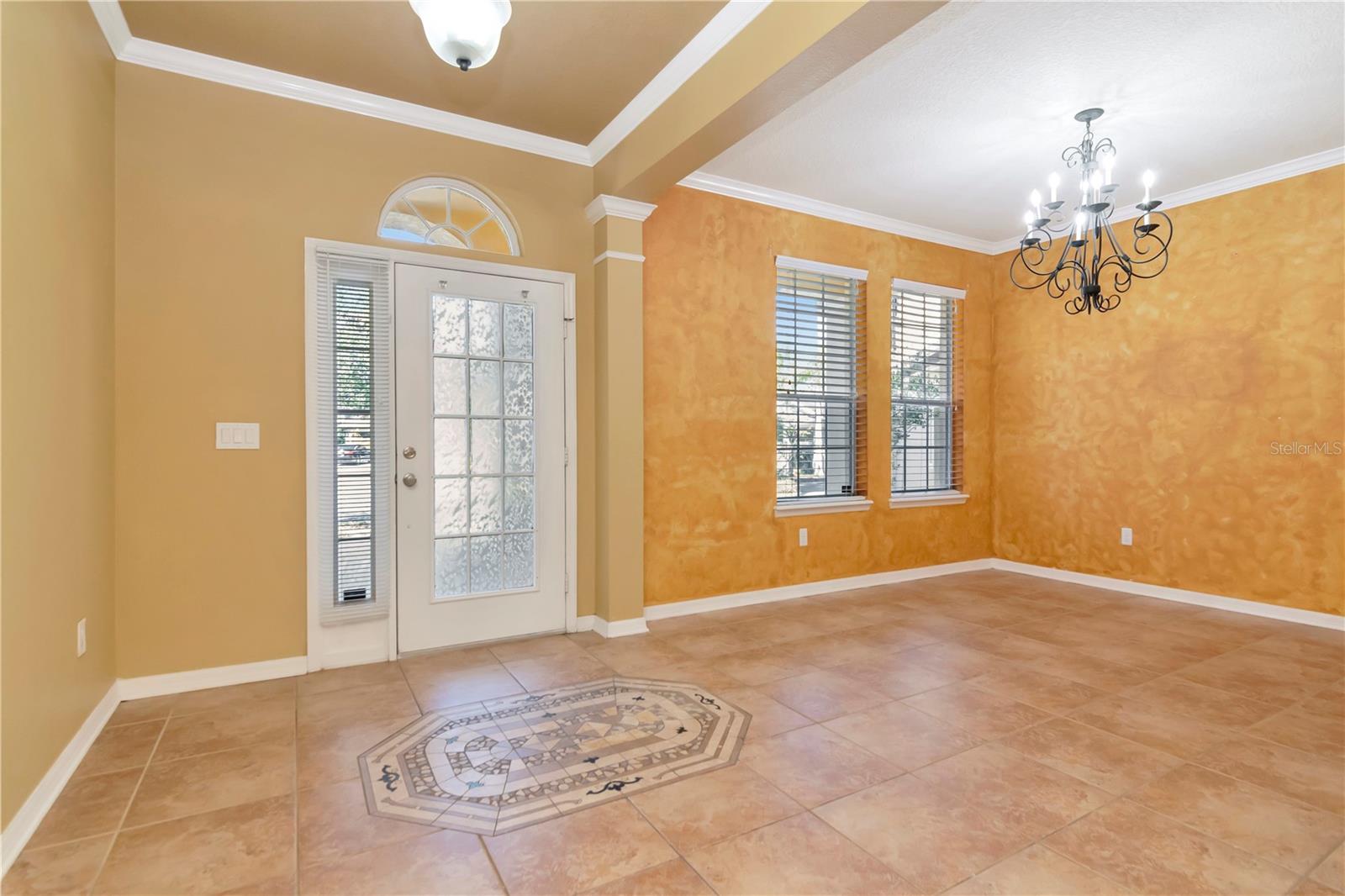 Listing photo id 6 for 16102 Colchester Palms Drive