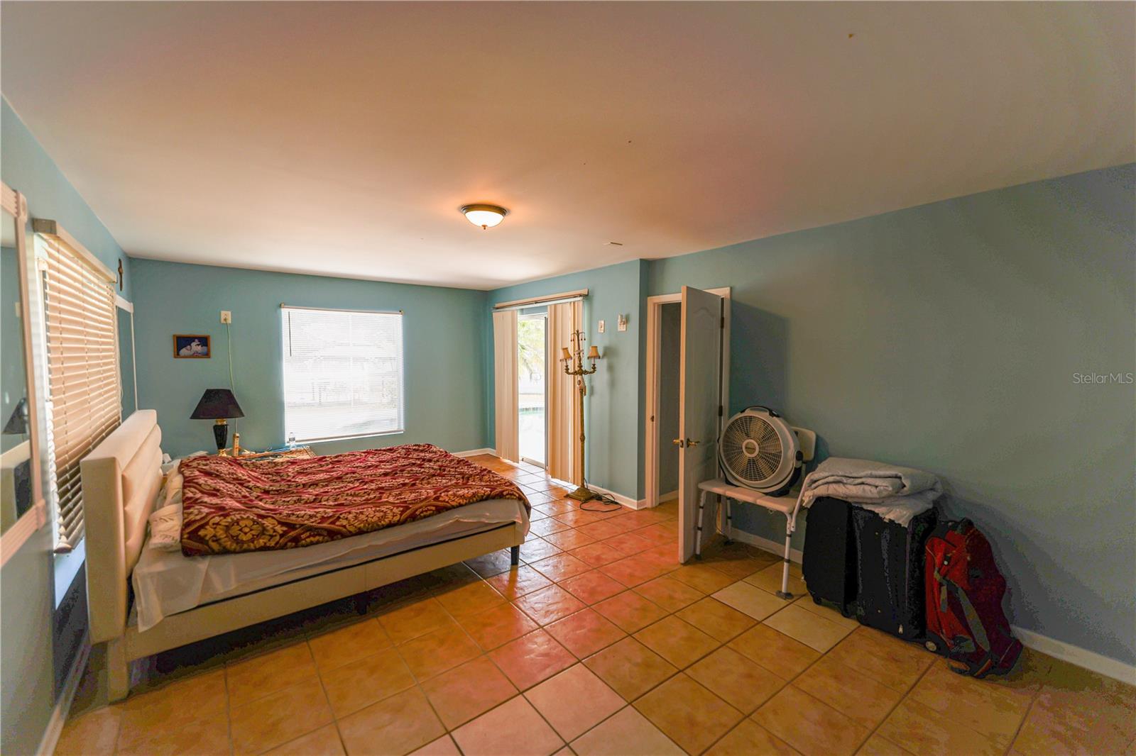 Image 11 of 31 For 7345 Brightwaters Court