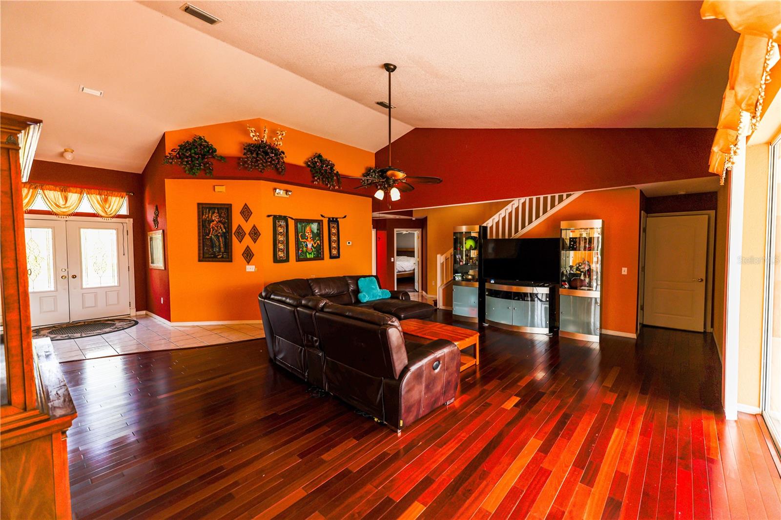 Image 19 of 31 For 7345 Brightwaters Court