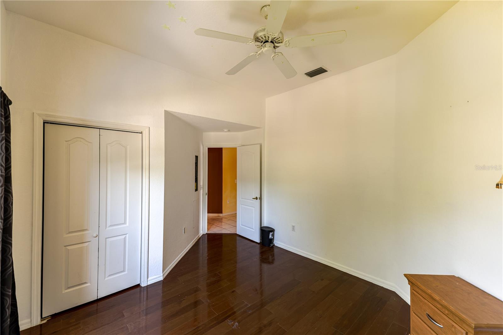 Image 26 of 31 For 7345 Brightwaters Court