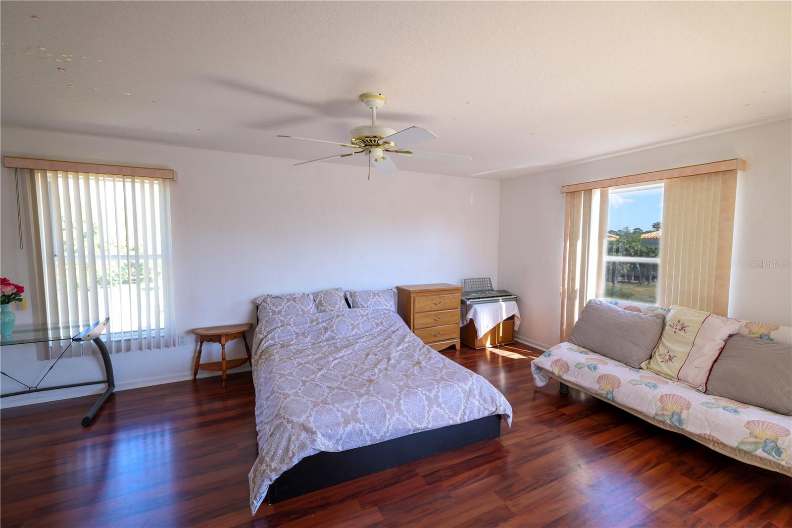 Image 27 of 31 For 7345 Brightwaters Court