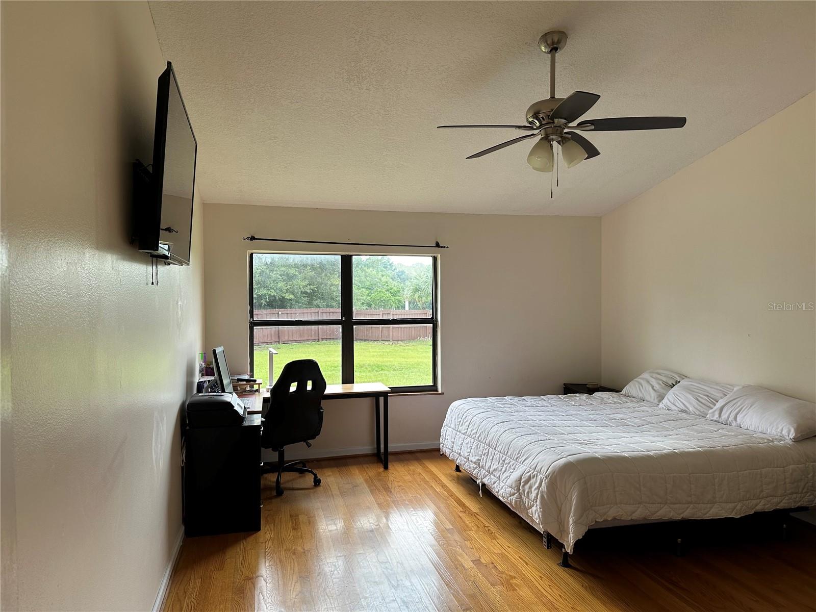 Image 17 of 23 For 6103 Crystal View Drive