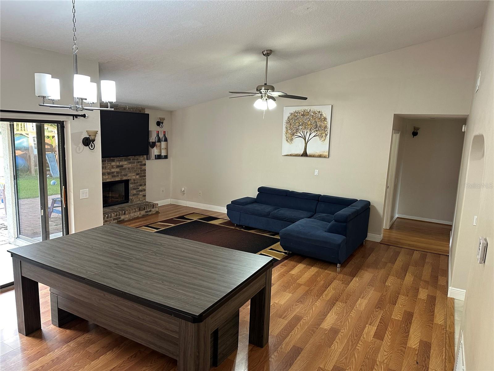 Image 3 of 23 For 6103 Crystal View Drive