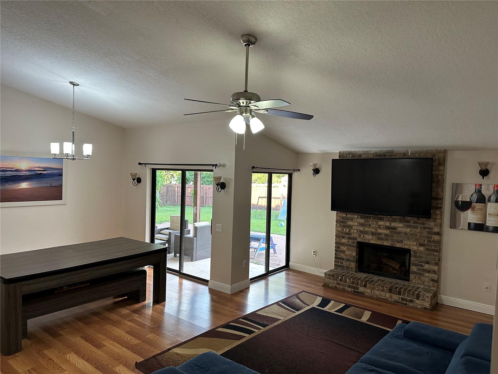 Image 6 of 23 For 6103 Crystal View Drive