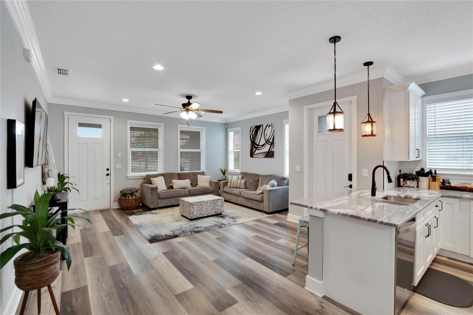 Image 15 of 43 For 3002 38th Avenue