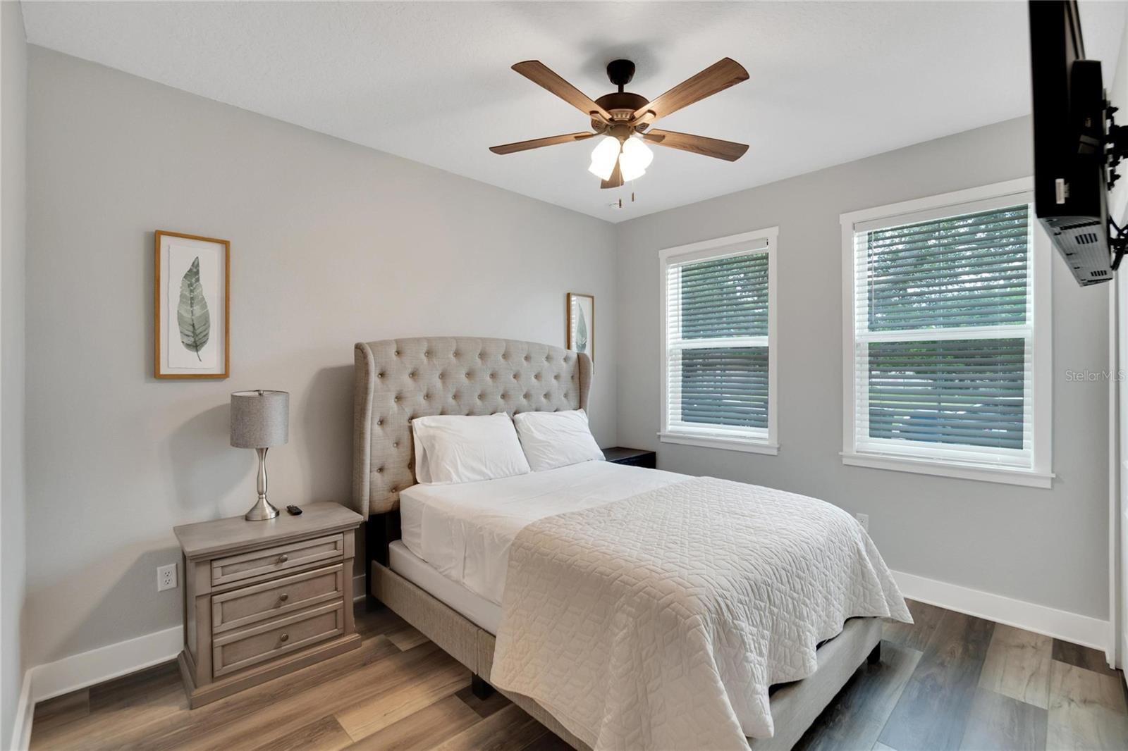 Image 25 of 43 For 3002 38th Avenue