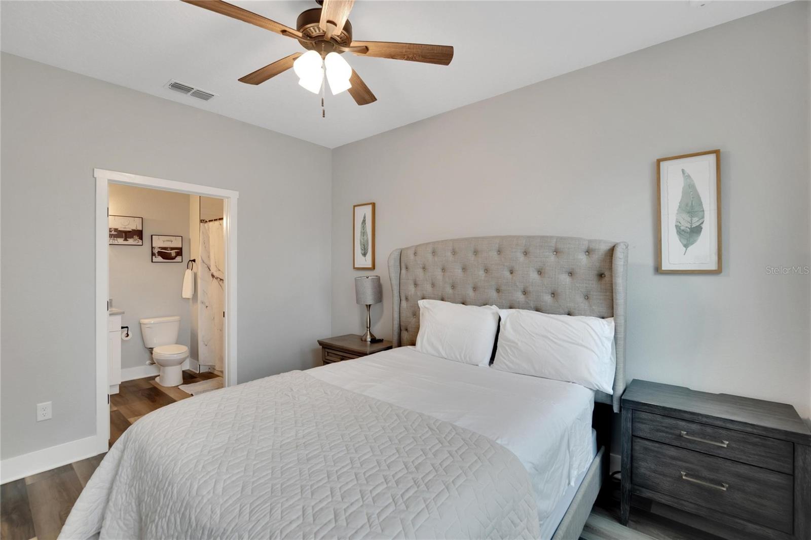 Image 27 of 43 For 3002 38th Avenue