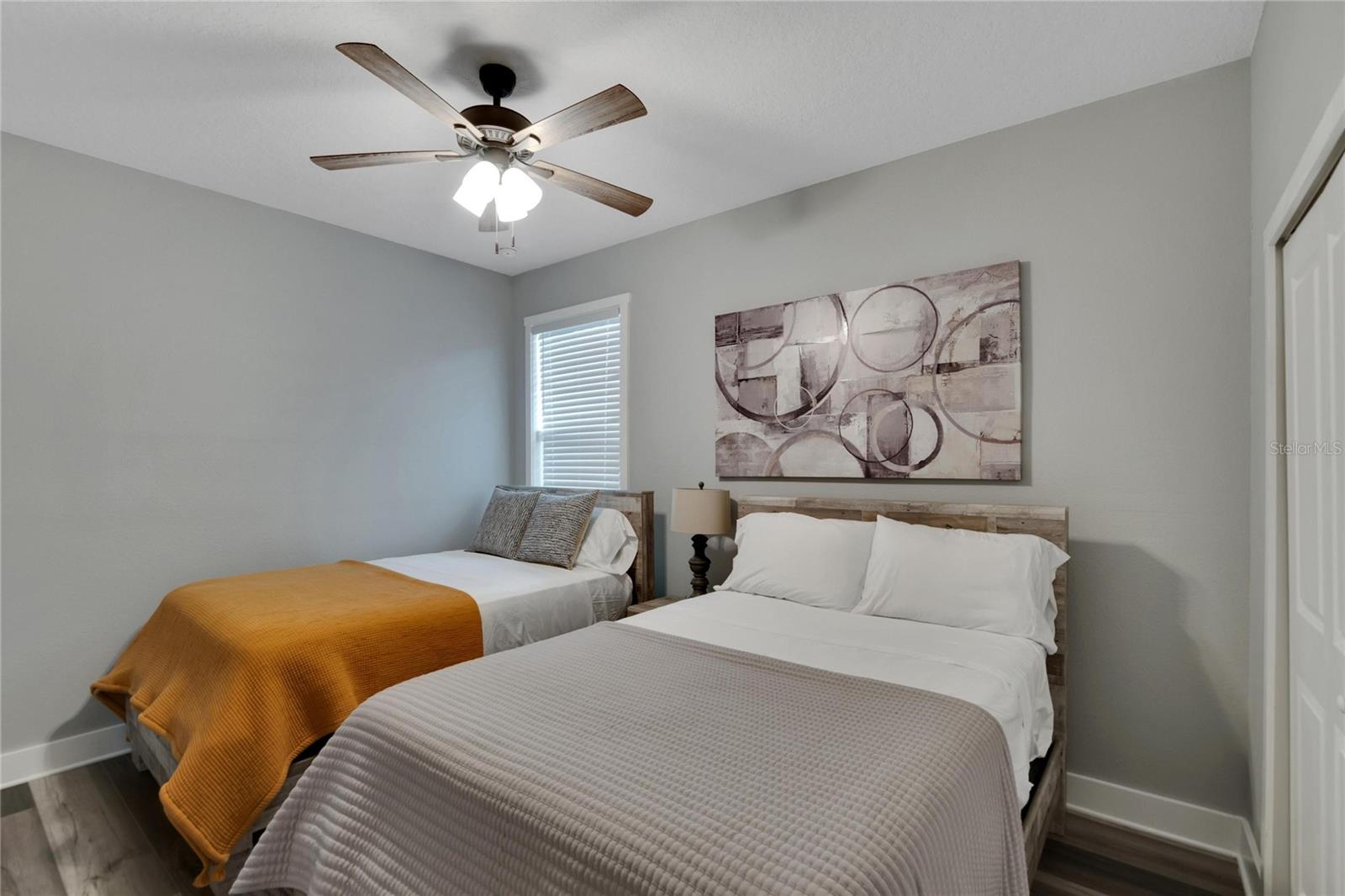 Image 37 of 43 For 3002 38th Avenue