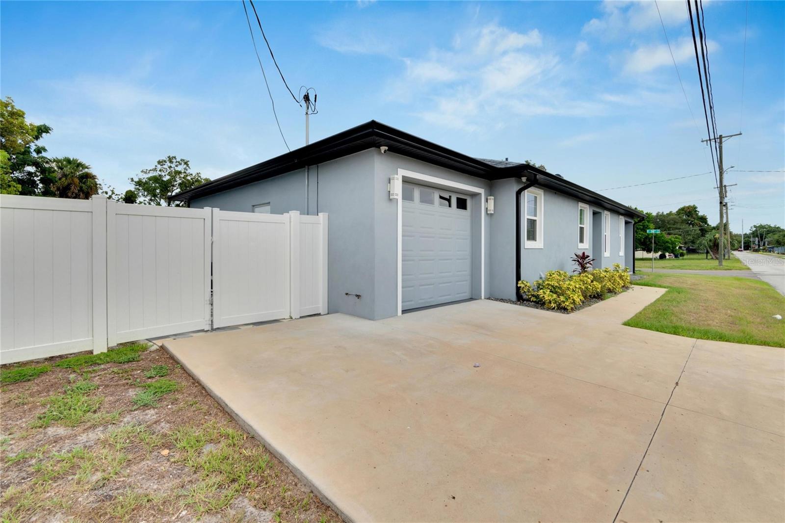 Image 8 of 43 For 3002 38th Avenue