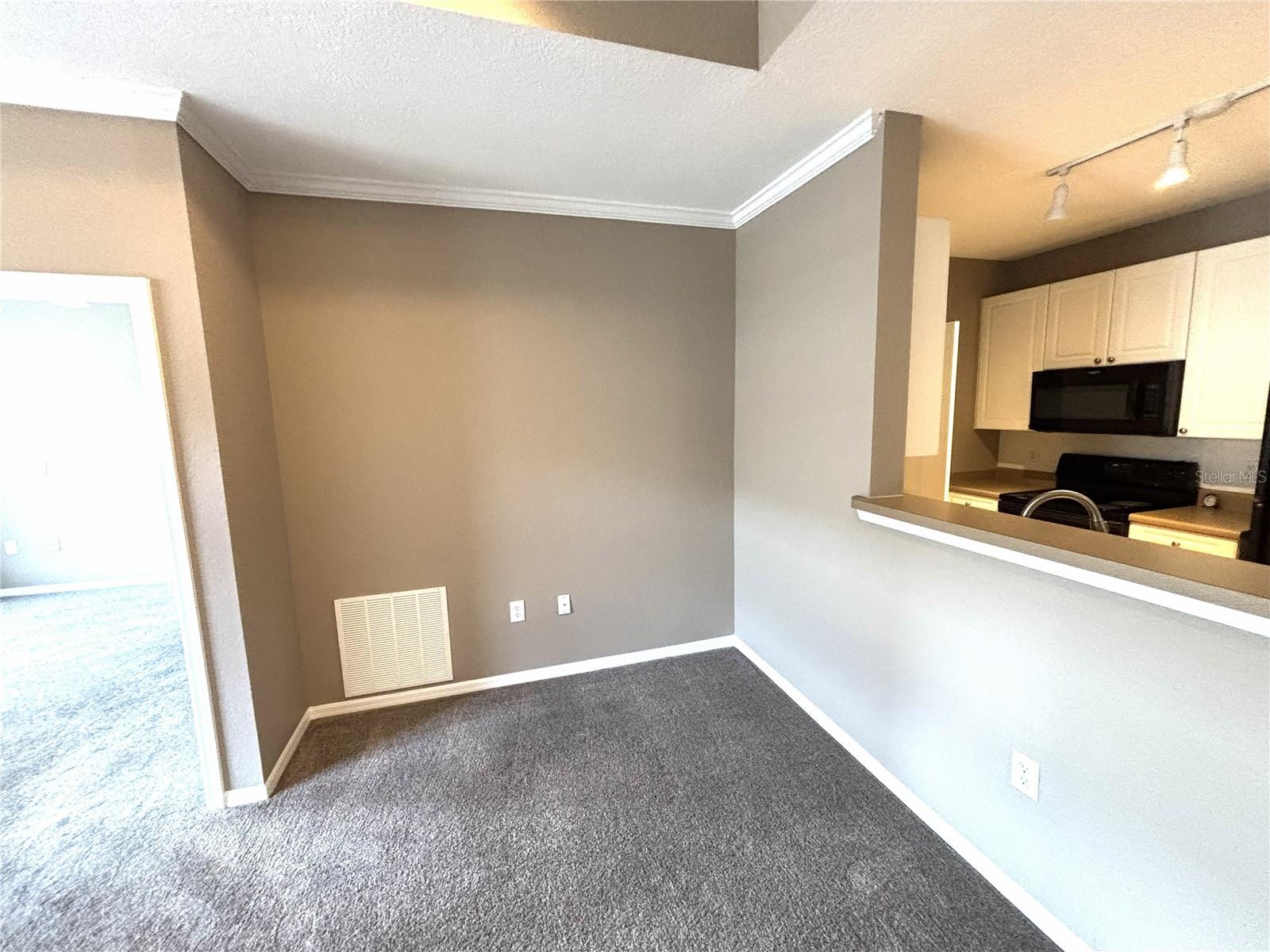 Image 12 of 22 For 4221 Spruce Street 1418