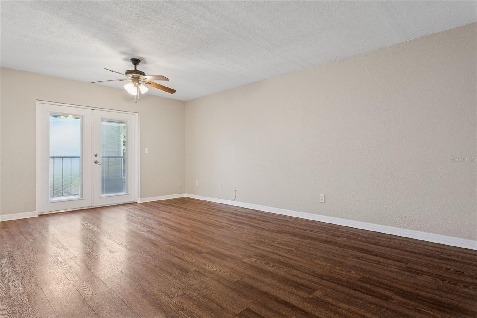 Image 11 of 29 For 14421 Americana Circle 204