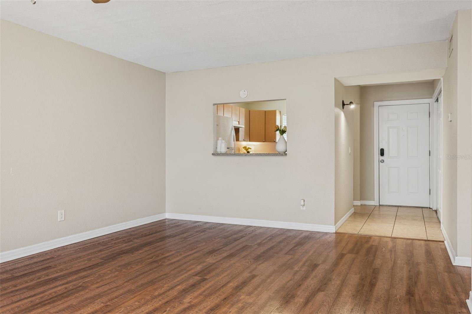 Image 13 of 29 For 14421 Americana Circle 204