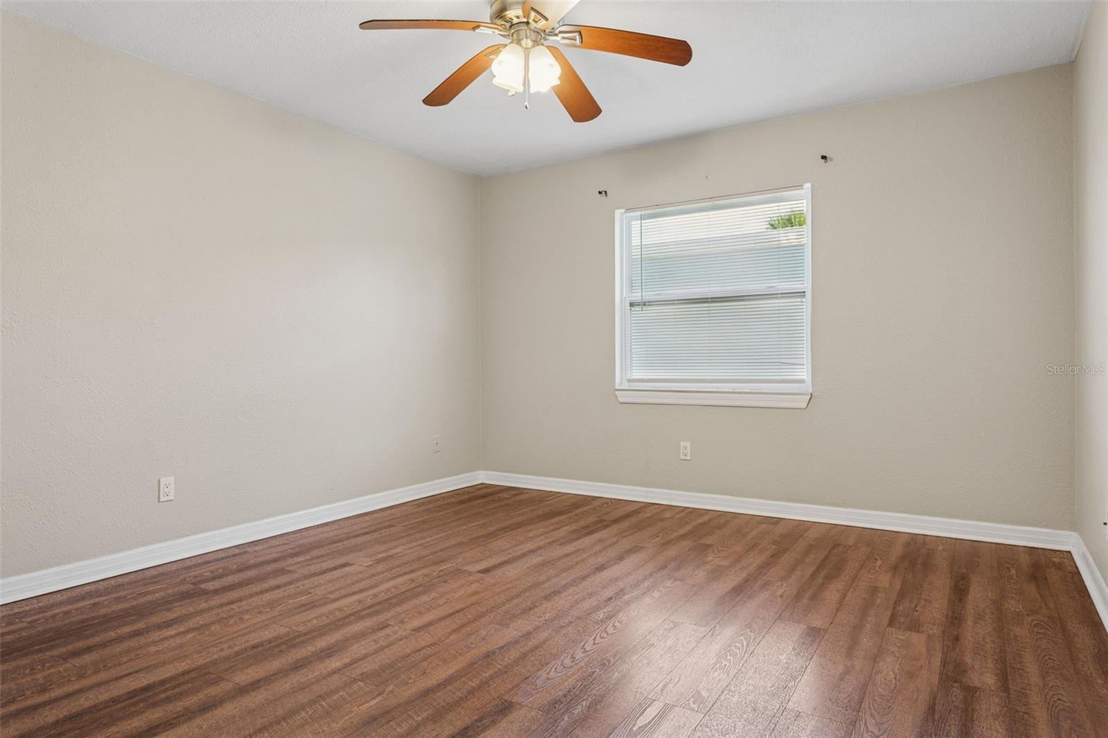 Image 15 of 29 For 14421 Americana Circle 204