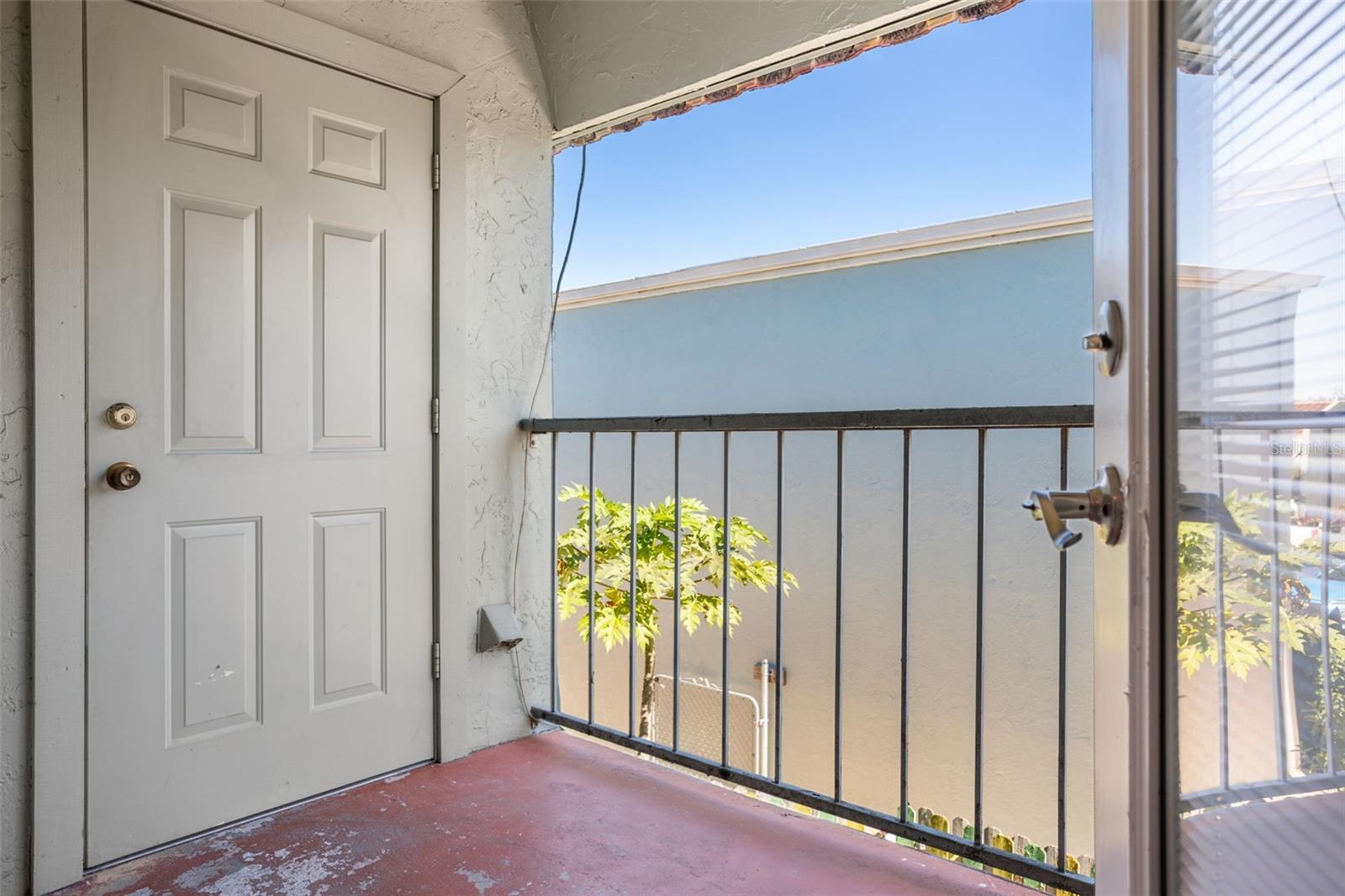 Image 21 of 29 For 14421 Americana Circle 204