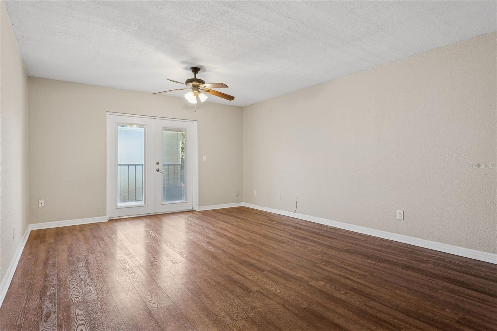 Image 9 of 29 For 14421 Americana Circle 204