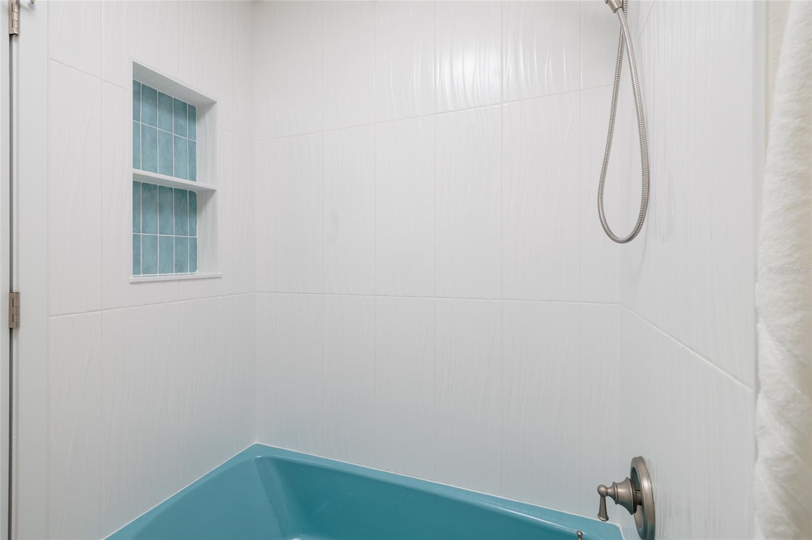 Image 18 of 56 For 231 Julia Circle