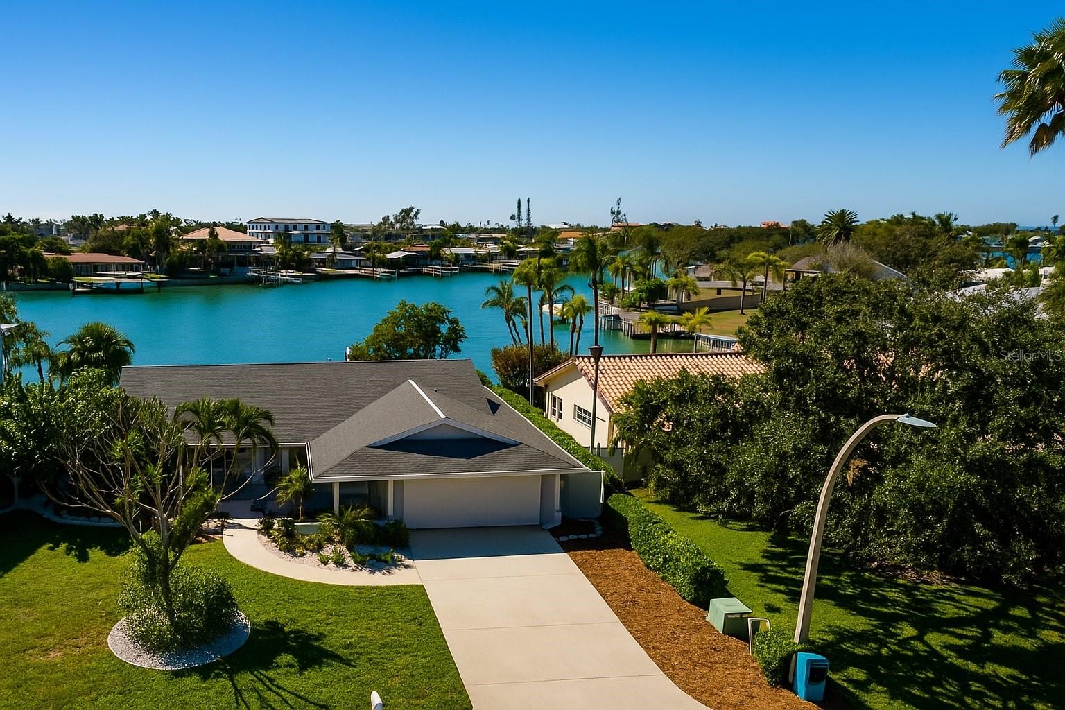 Image 3 of 56 For 231 Julia Circle