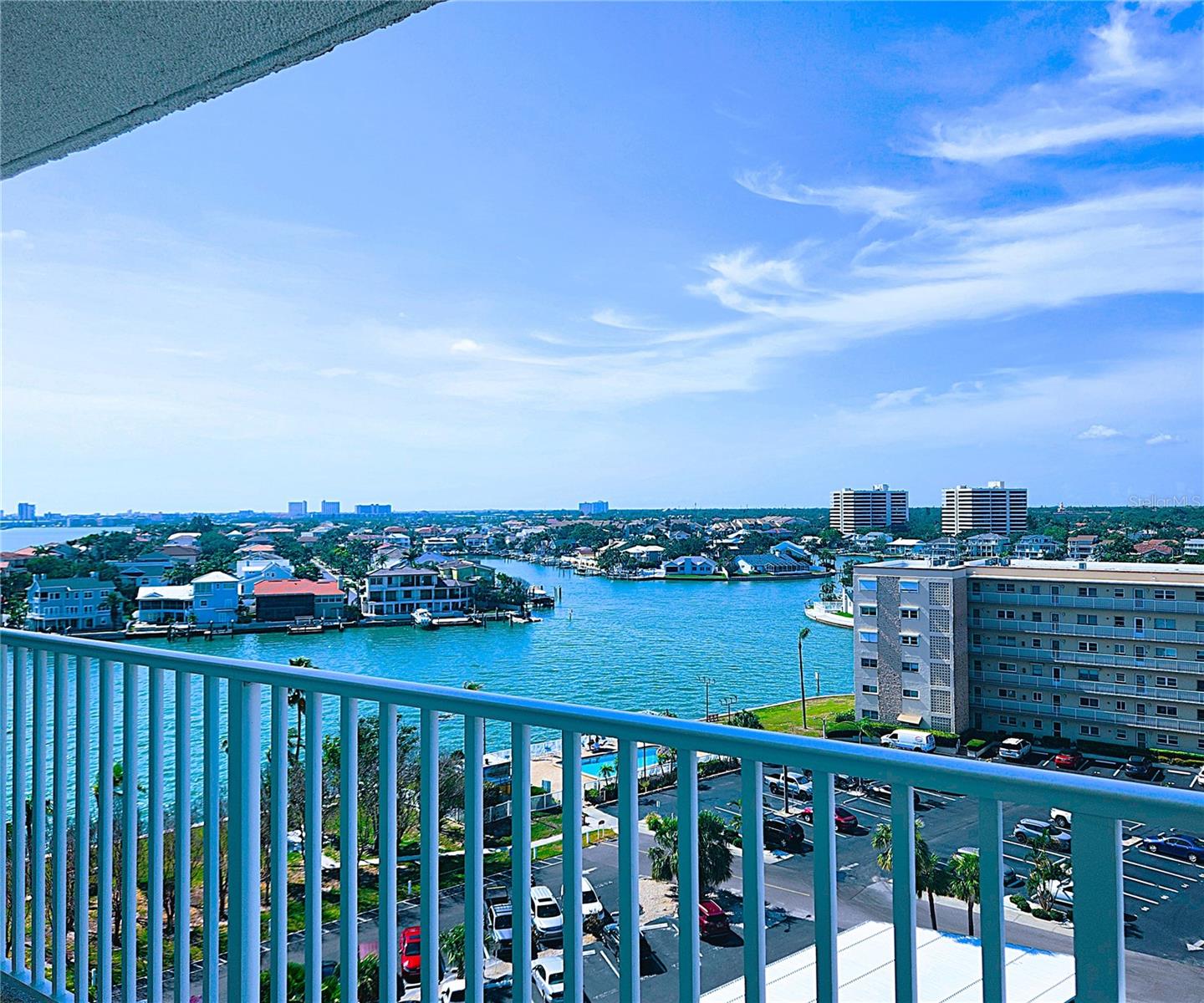 Image 11 of 59 For 6060 Shore Boulevard S 903