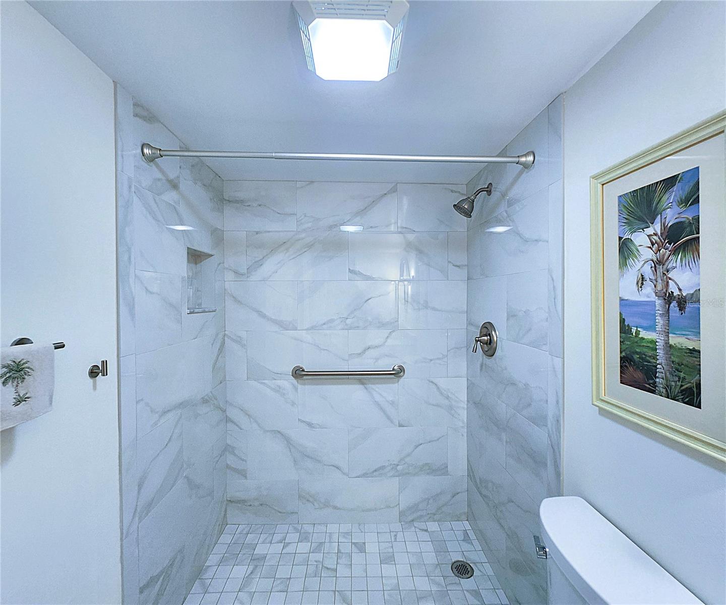 Image 42 of 59 For 6060 Shore Boulevard S 903