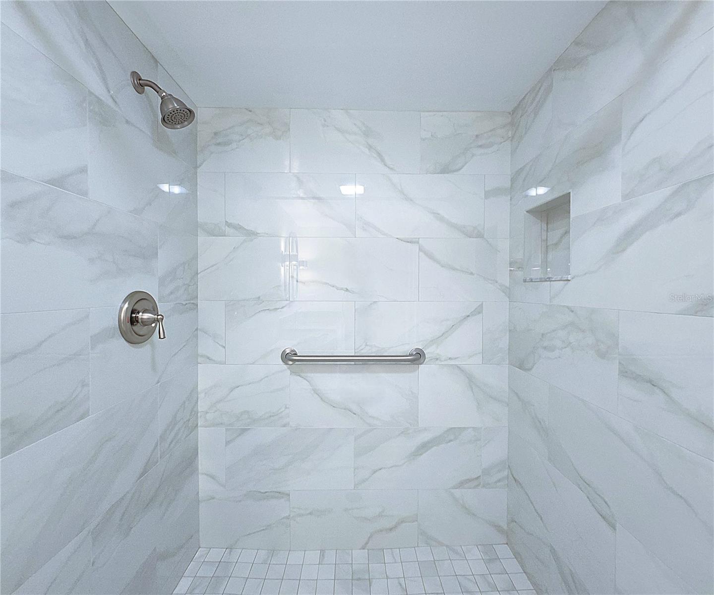 Image 51 of 59 For 6060 Shore Boulevard S 903