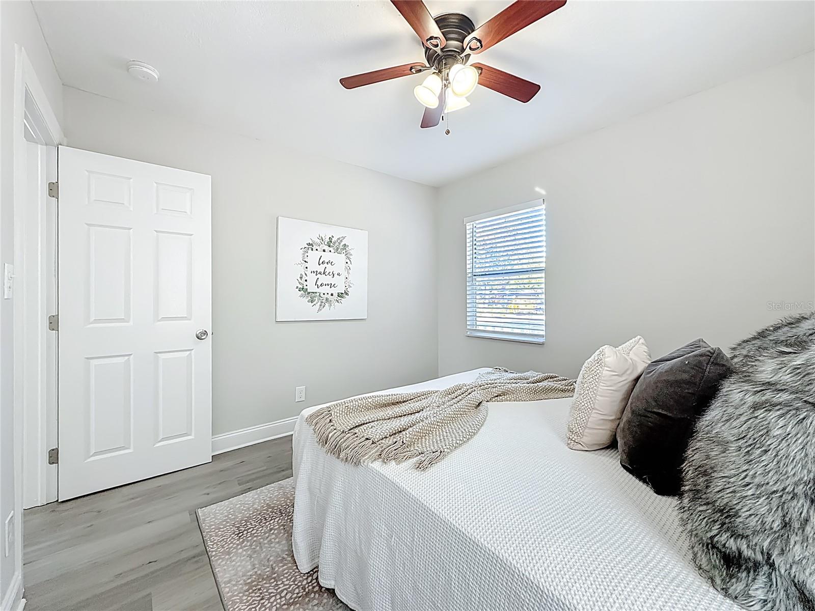 Image 24 of 46 For 6532 30th Street N