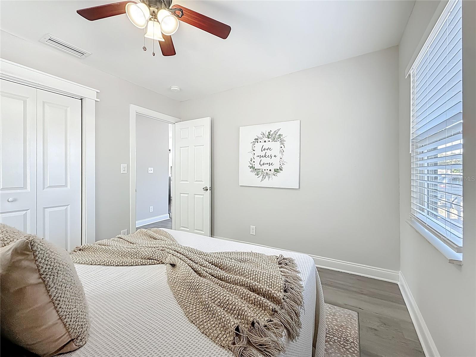 Image 27 of 46 For 6532 30th Street N