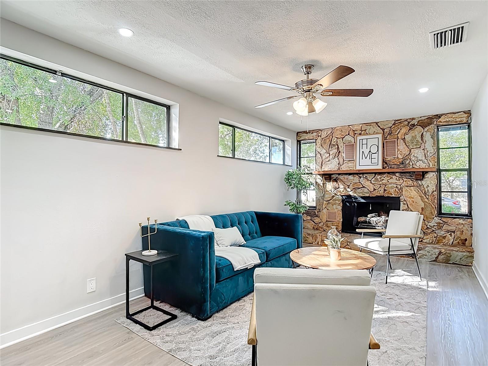 Image 11 of 38 For 718 Belt Court