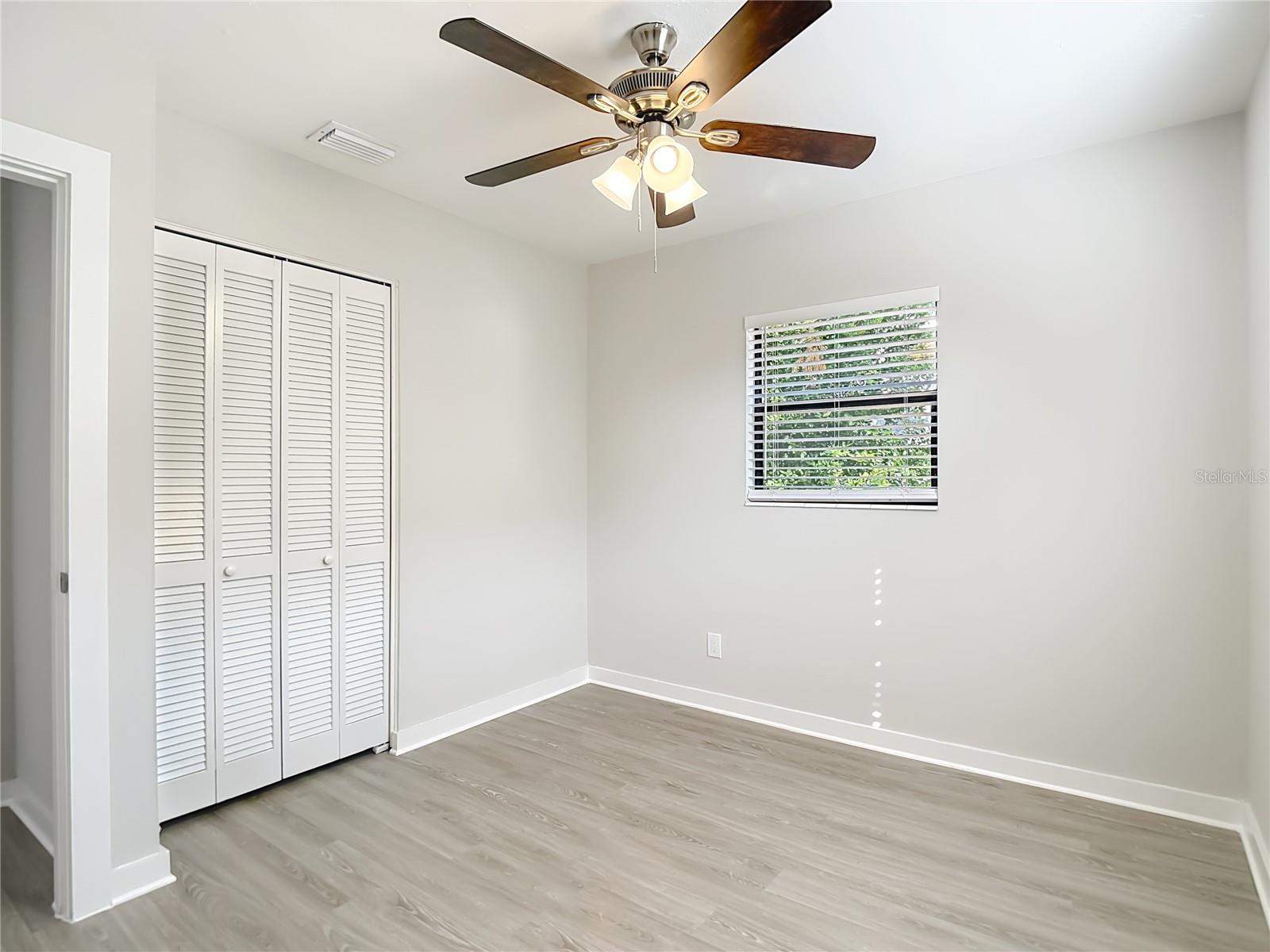 Image 27 of 38 For 718 Belt Court