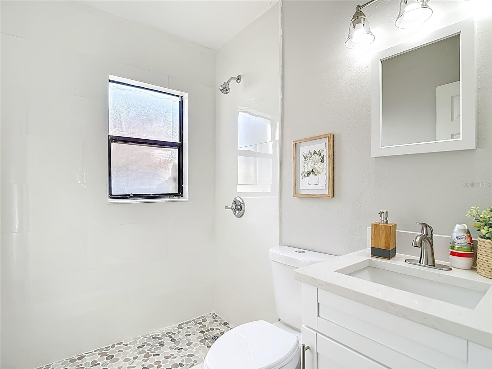 Image 29 of 38 For 718 Belt Court