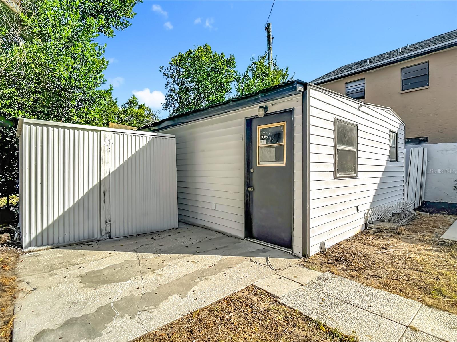 Image 36 of 38 For 718 Belt Court