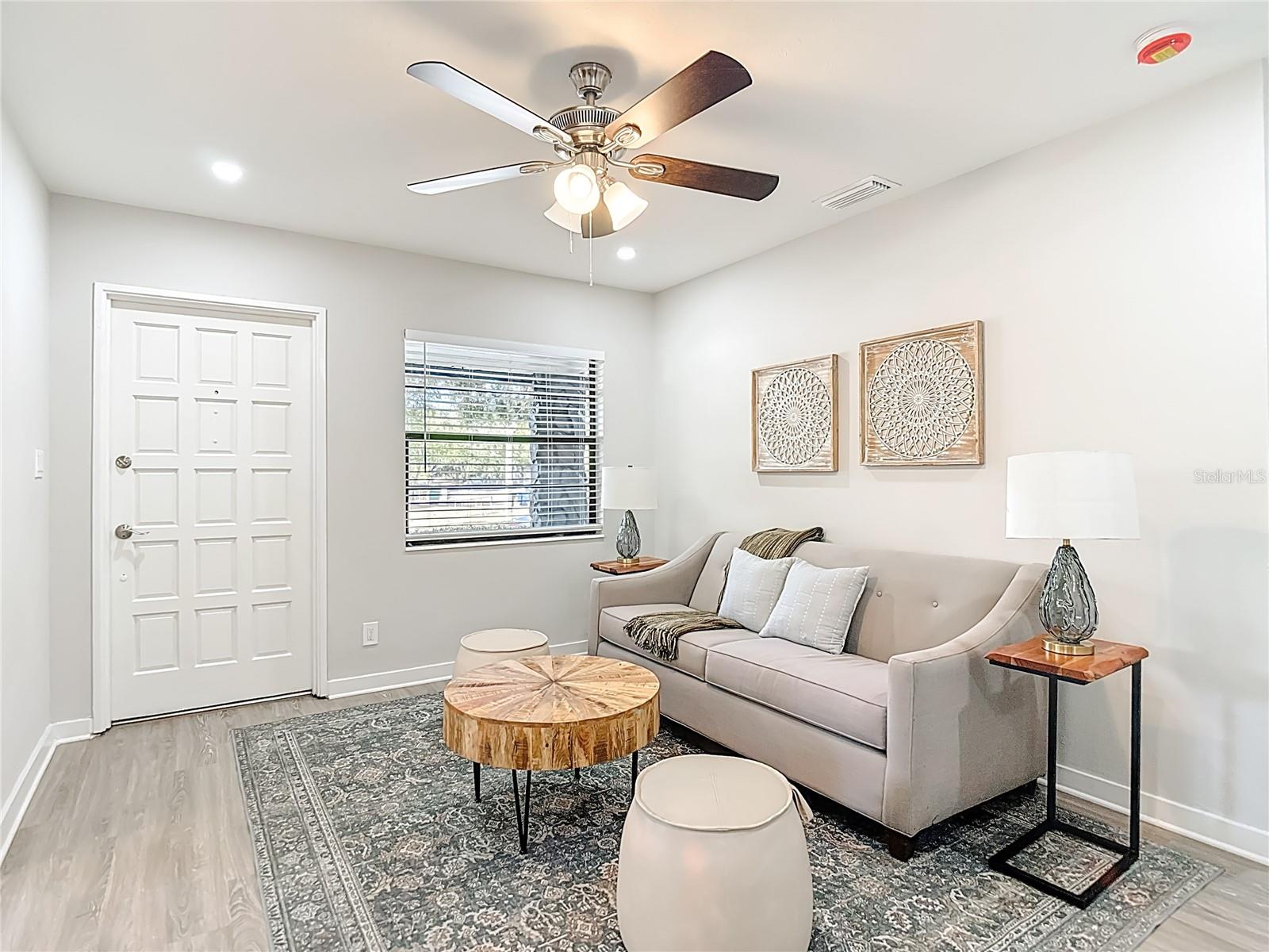 Image 6 of 38 For 718 Belt Court