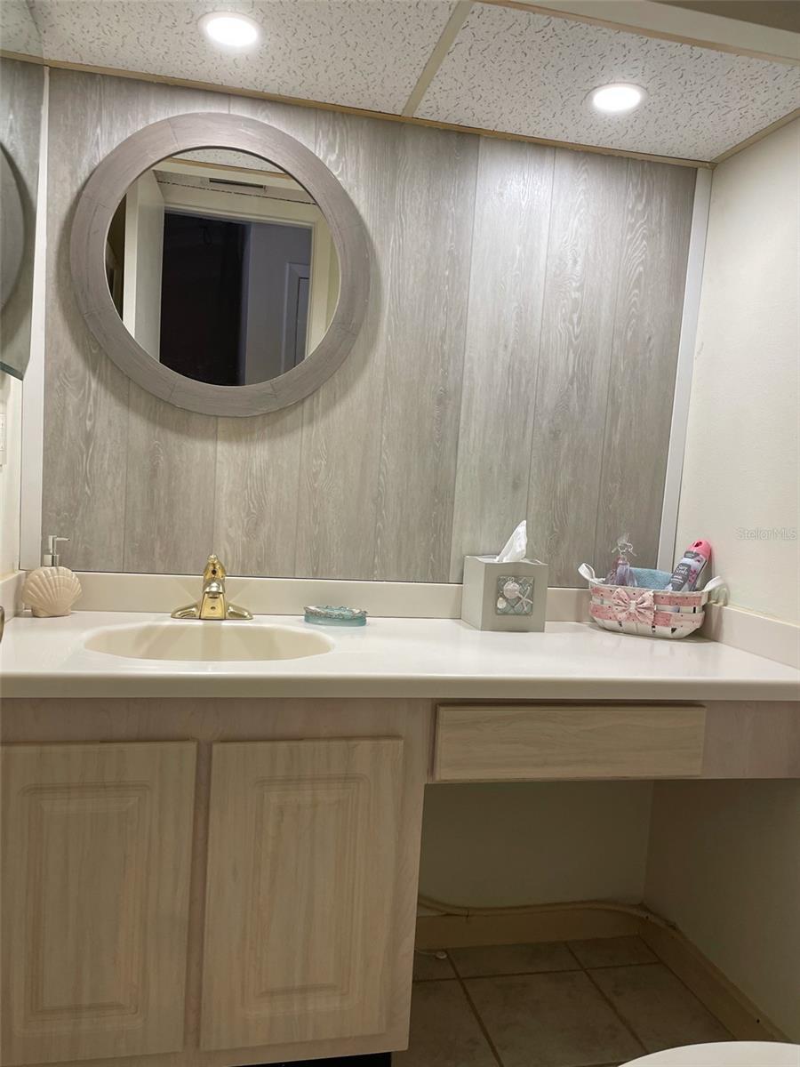 Image 11 of 41 For 317 Rex Place G