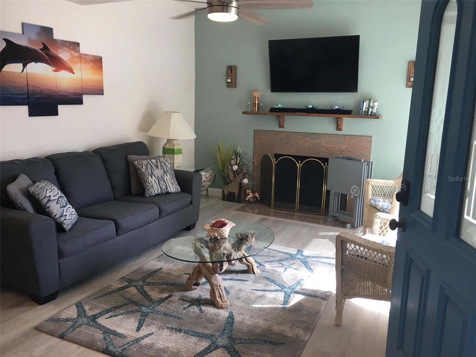 Image 18 of 41 For 317 Rex Place G