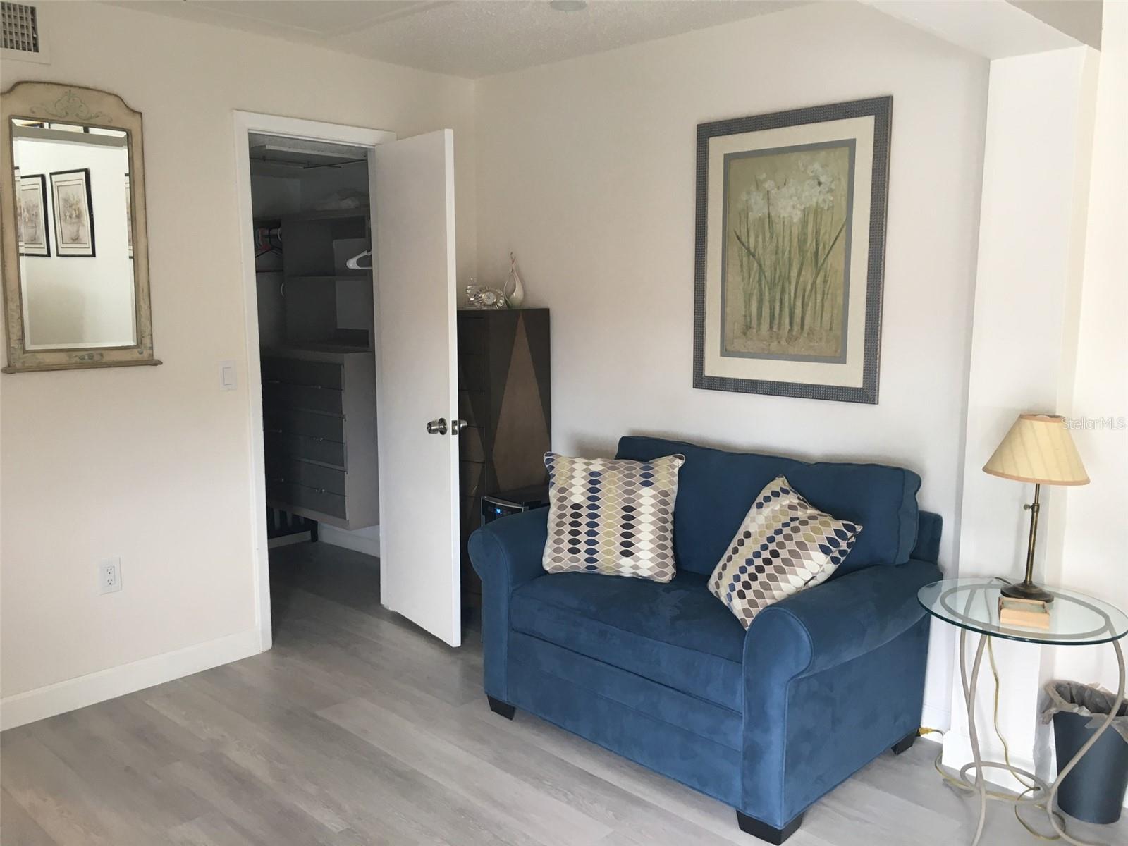 Image 20 of 41 For 317 Rex Place G