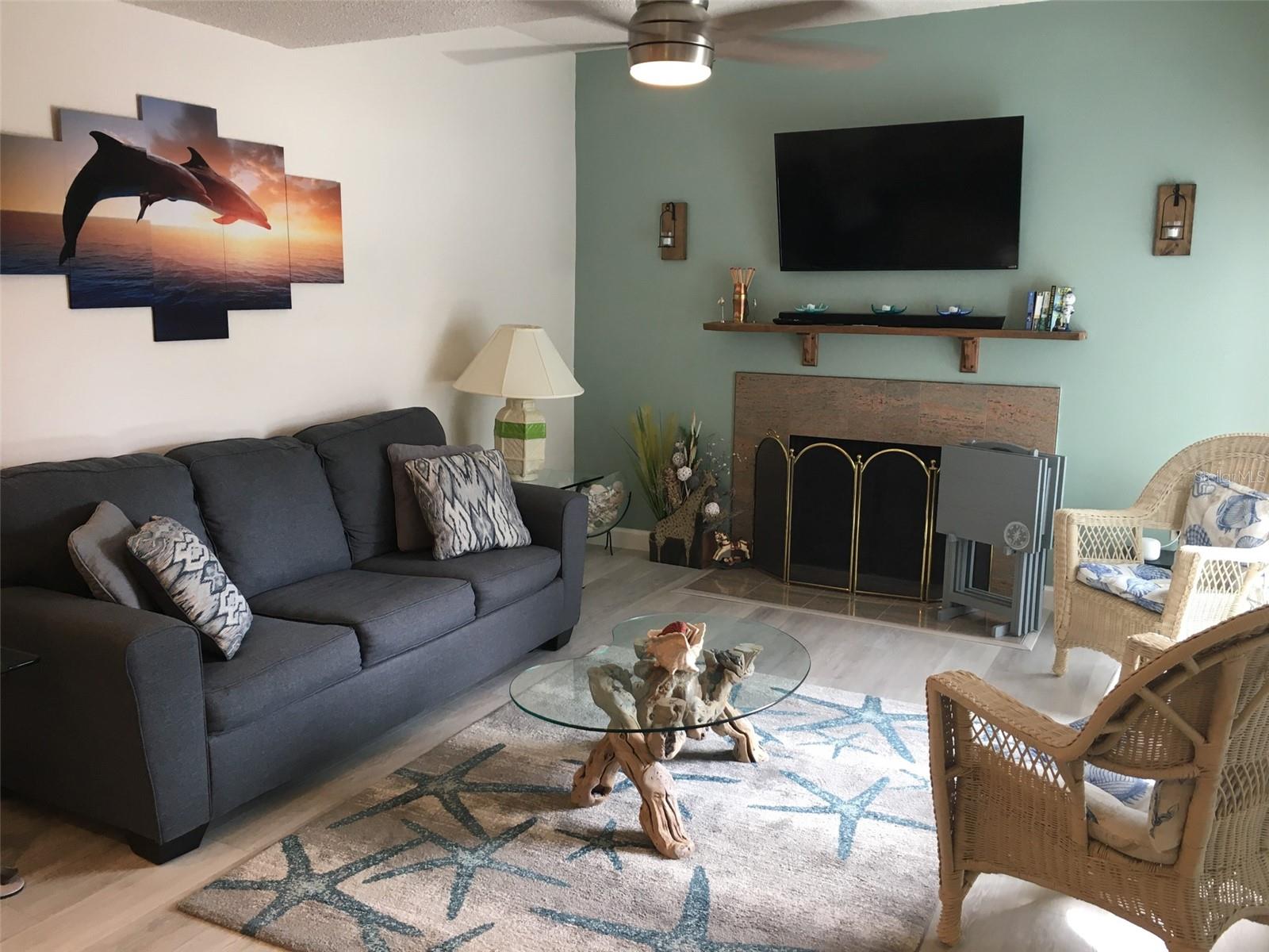 Image 27 of 41 For 317 Rex Place G