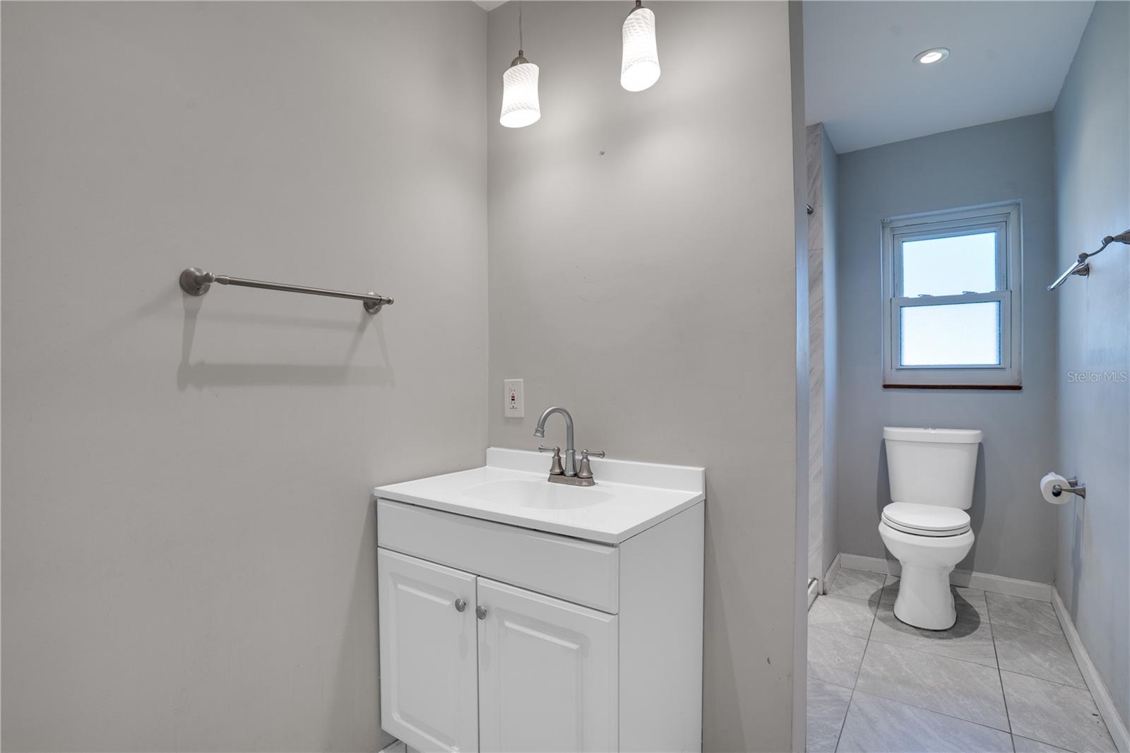 Image 19 of 31 For 5220 27th Avenue N