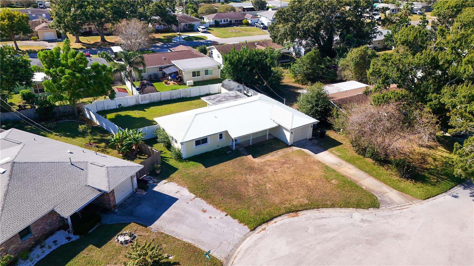 Image 26 of 31 For 5220 27th Avenue N