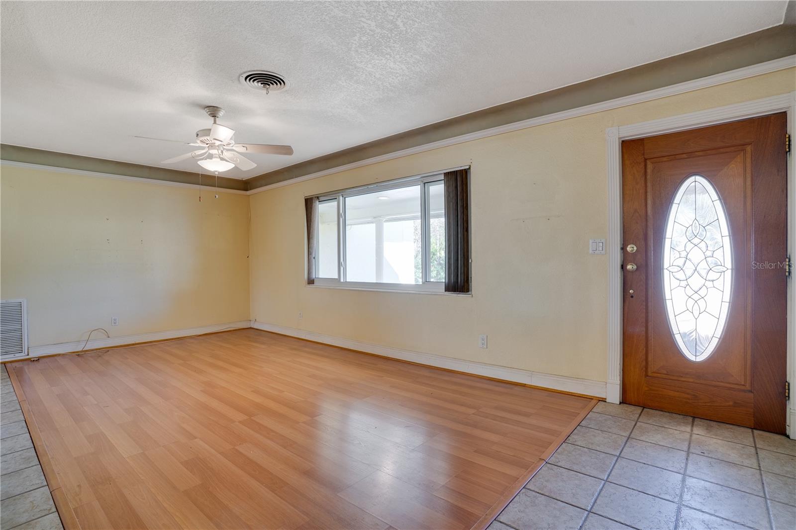 Image 5 of 31 For 5220 27th Avenue N