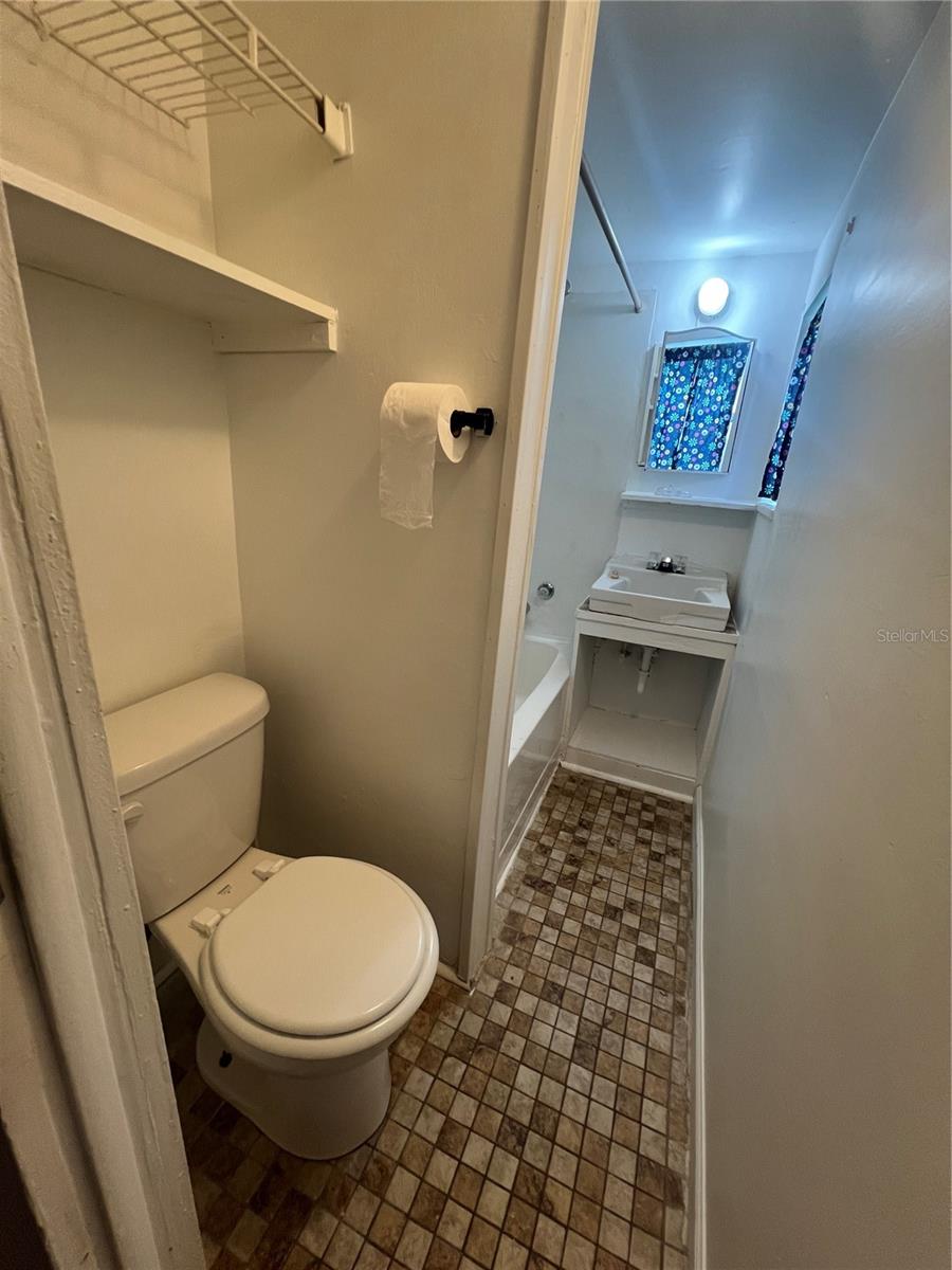 Image 3 of 9 For 2725 53rd Avenue N