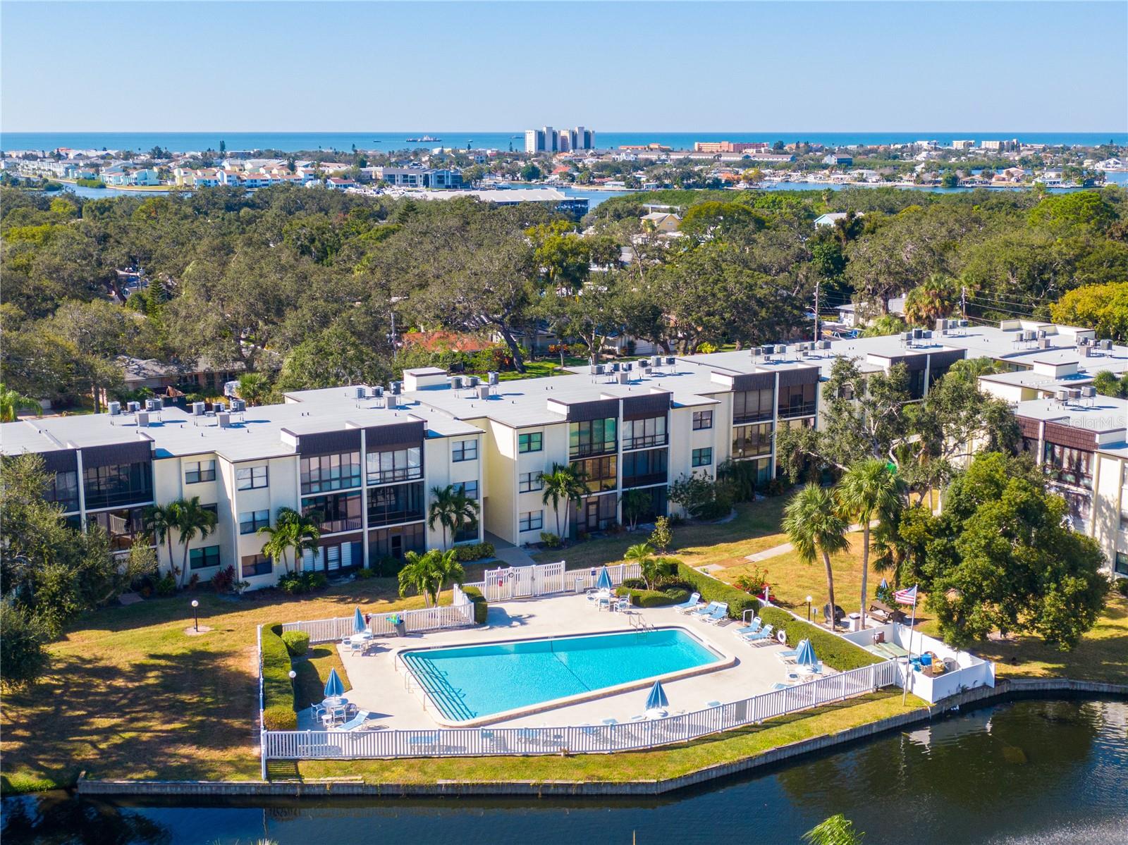 Image 32 of 34 For 14130 Rosemary Lane 5209