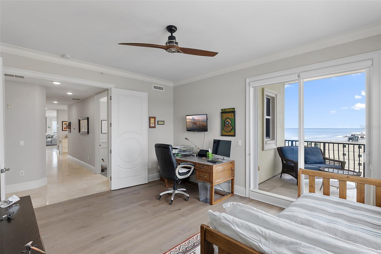 Image 34 of 78 For 13630 Gulf Boulevard 700c