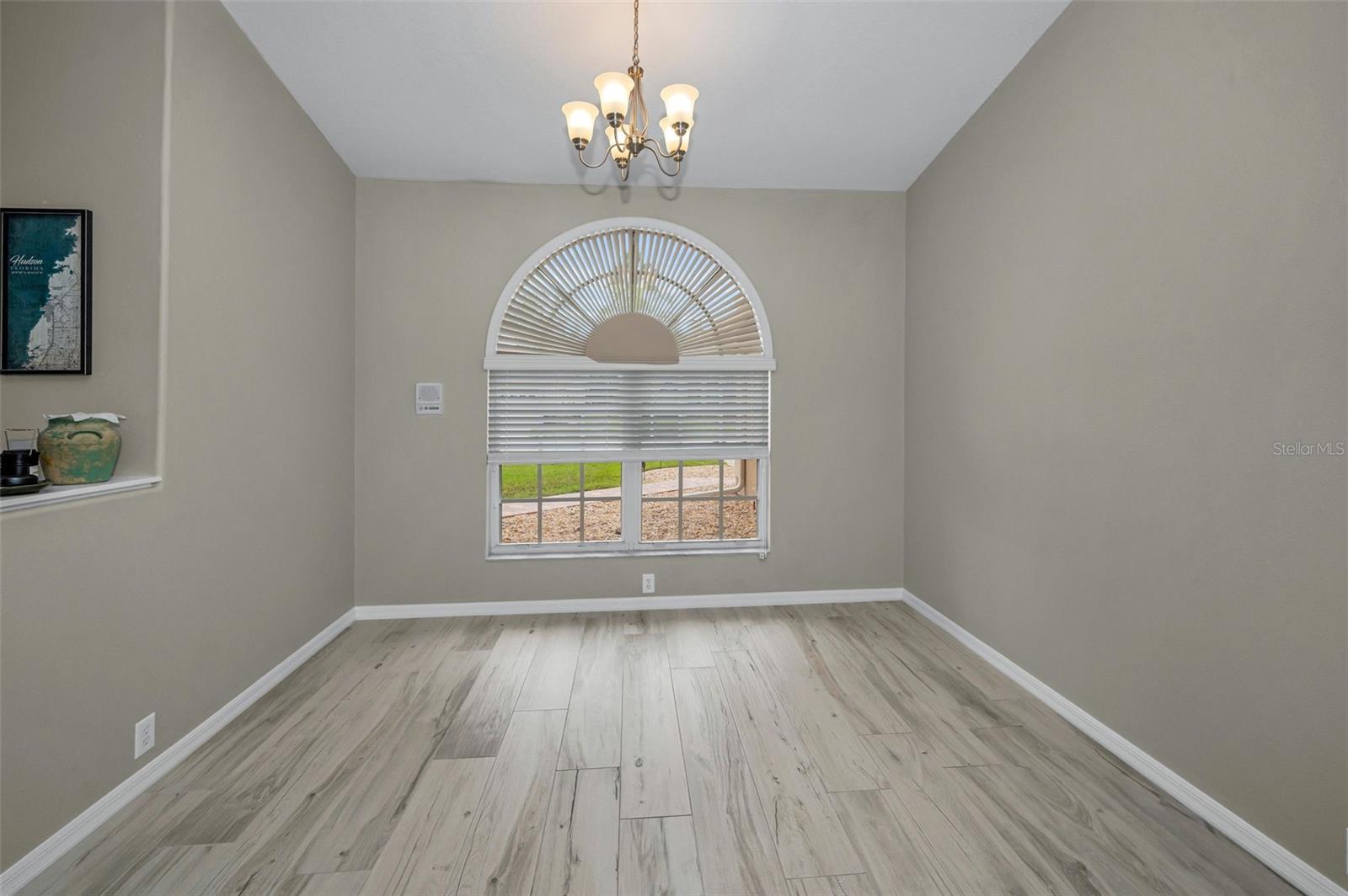 Image 13 of 50 For 8319 Coral Creek Loop